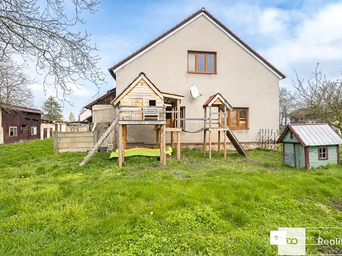 Prodej domu 175 m², pozemek 1289 m²