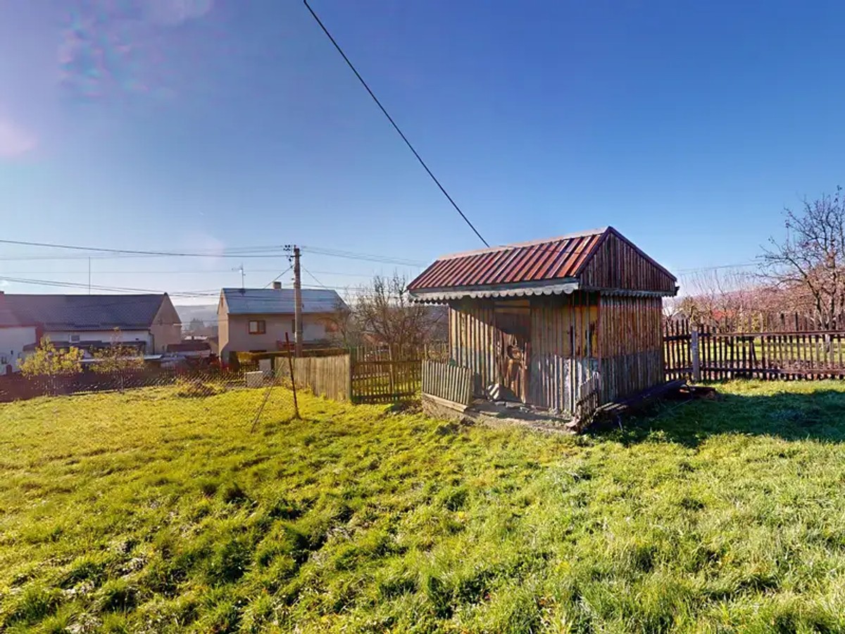 Prodej stavebního pozemku 1229 m²