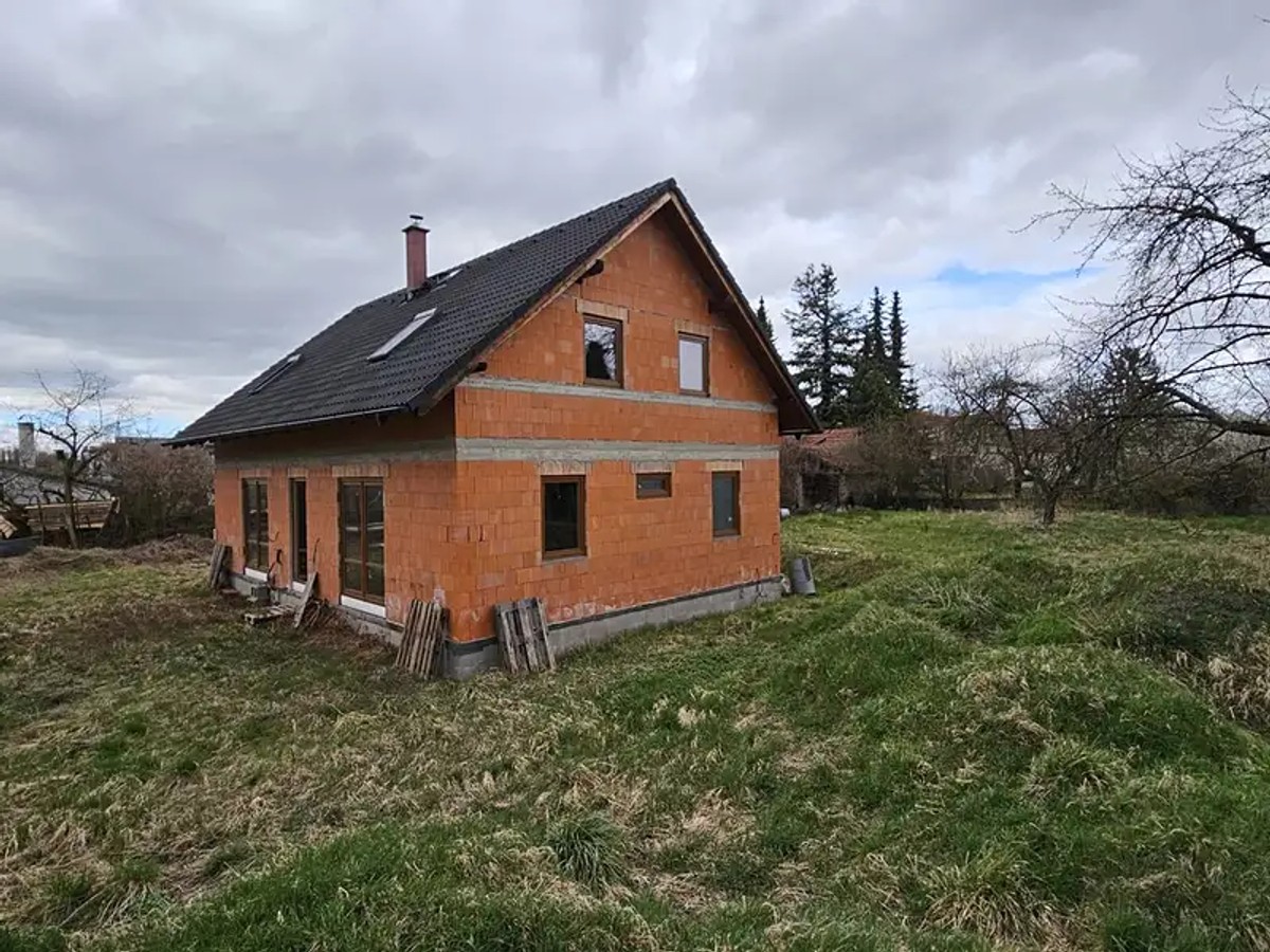 Prodej domu 214 m², pozemek 863 m²