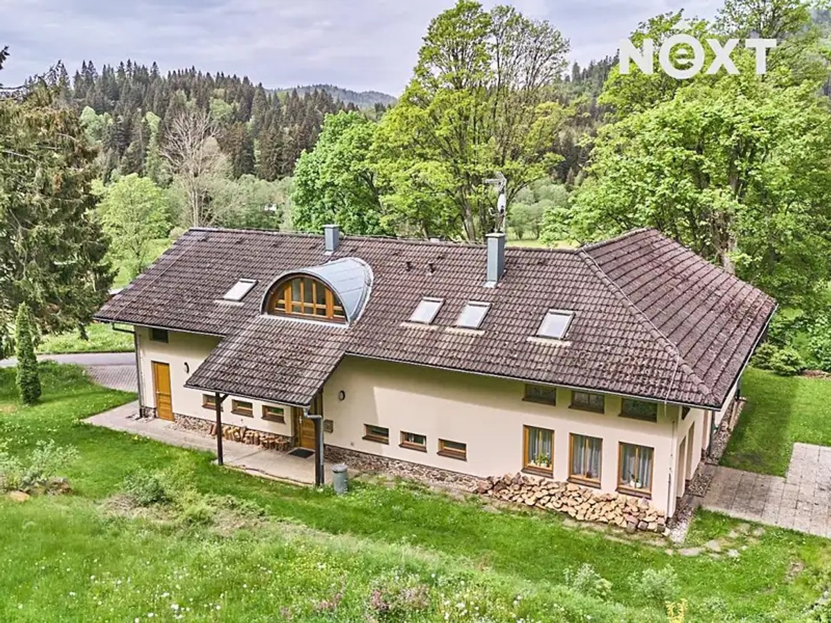 Prodej domu 270 m², pozemek 2530 m²