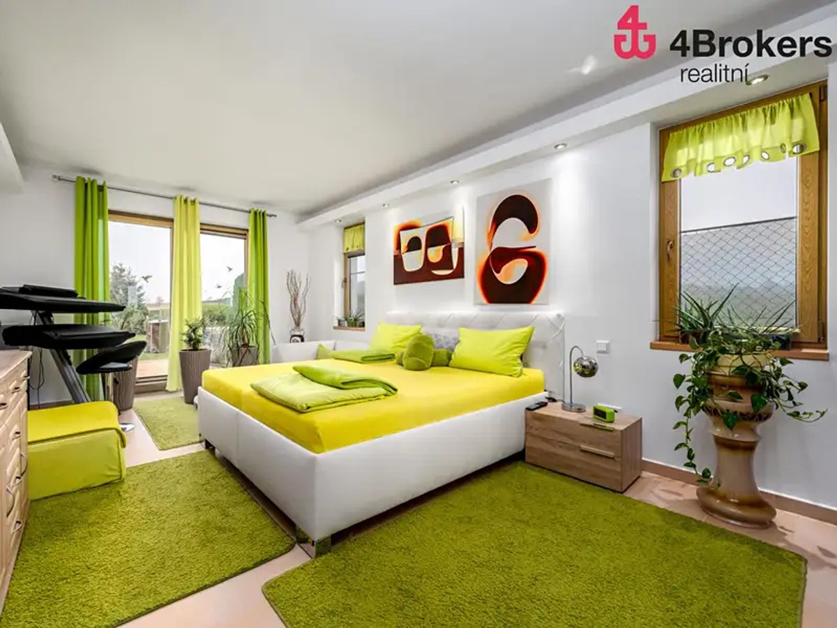 Prodej domu 250 m², pozemek 2816 m²