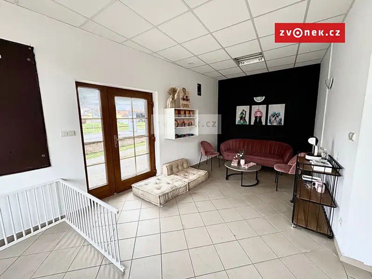 Prodej domu 420 m², pozemek 950 m²