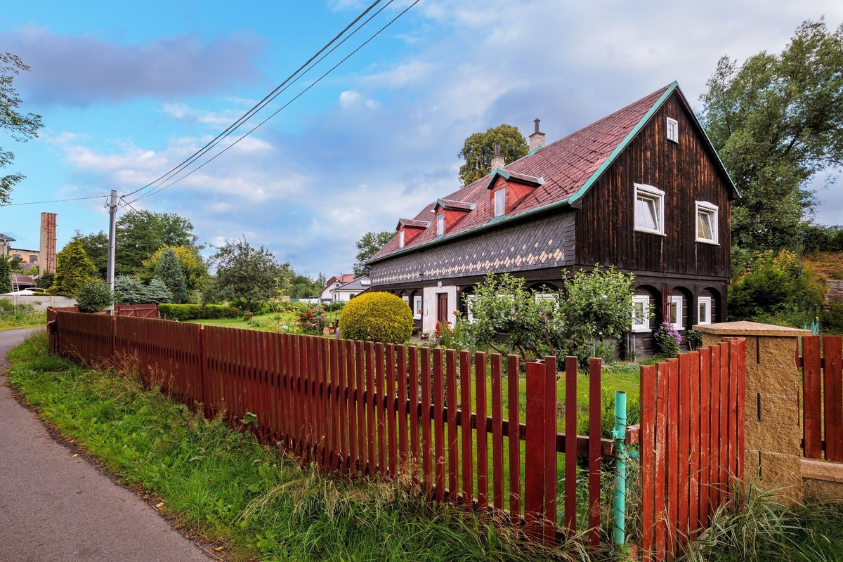 Prodej domu 206 m², pozemek 1317 m²