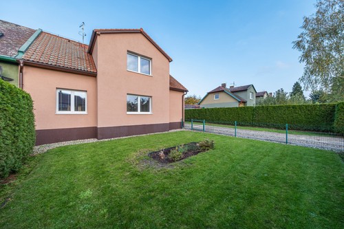 Prodej domu 225 m², pozemek 1224 m²