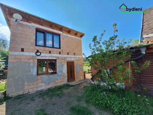 Prodej stavebního pozemku 2975 m²