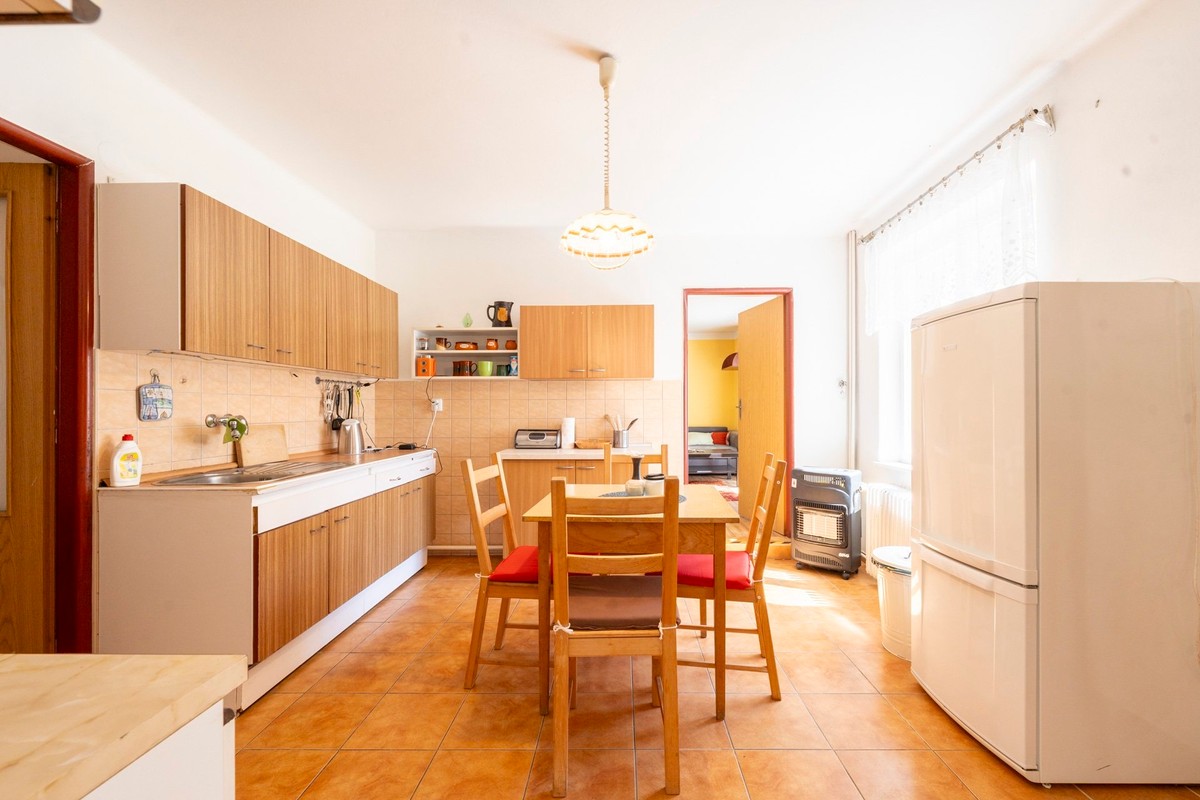 Prodej domu 190 m², pozemek 1212 m²