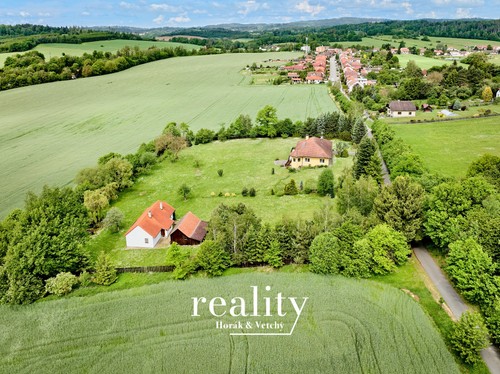 Prodaný dům 322 m², pozemek 9361 m²
