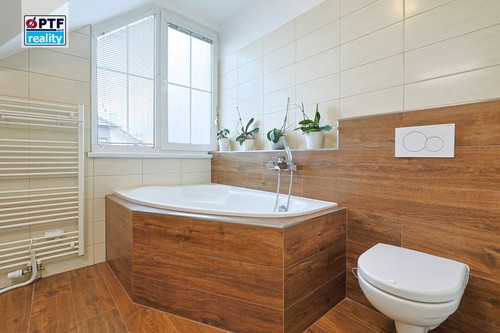 Prodaný dům 100 m², pozemek 646 m²