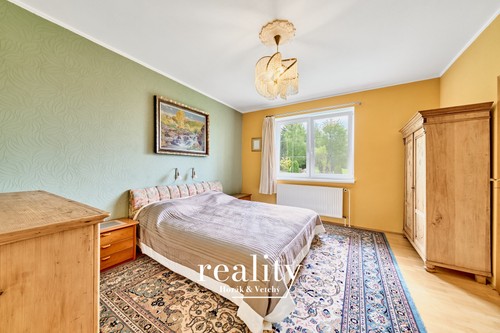 Prodaný dům 322 m², pozemek 9361 m²