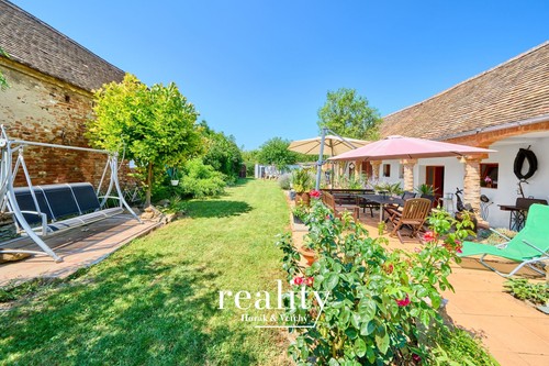 Prodaná chalupa 220 m², pozemek 1698 m²