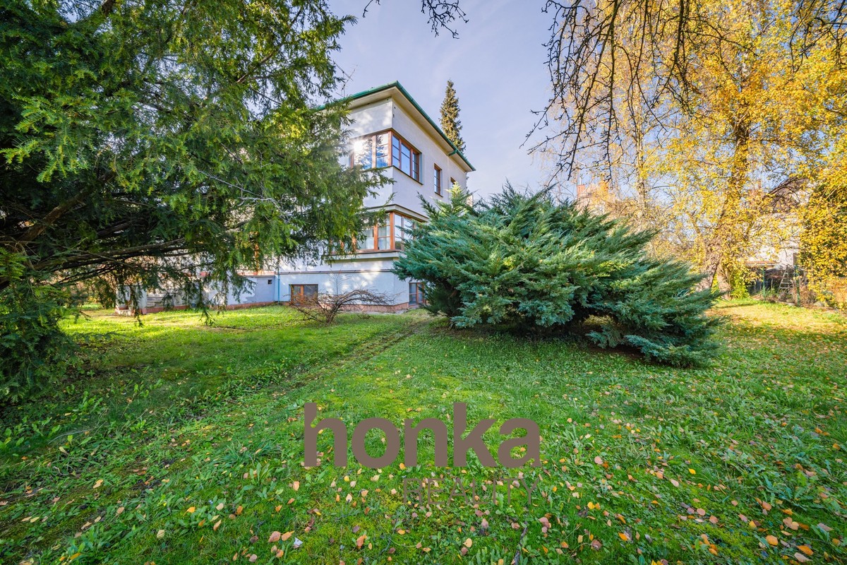Prodej vily 183 m², pozemek 1161 m²