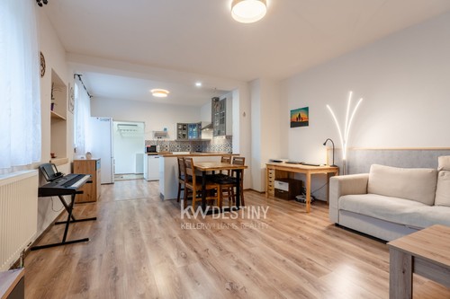 Prodaný dům 300 m², pozemek 676 m²