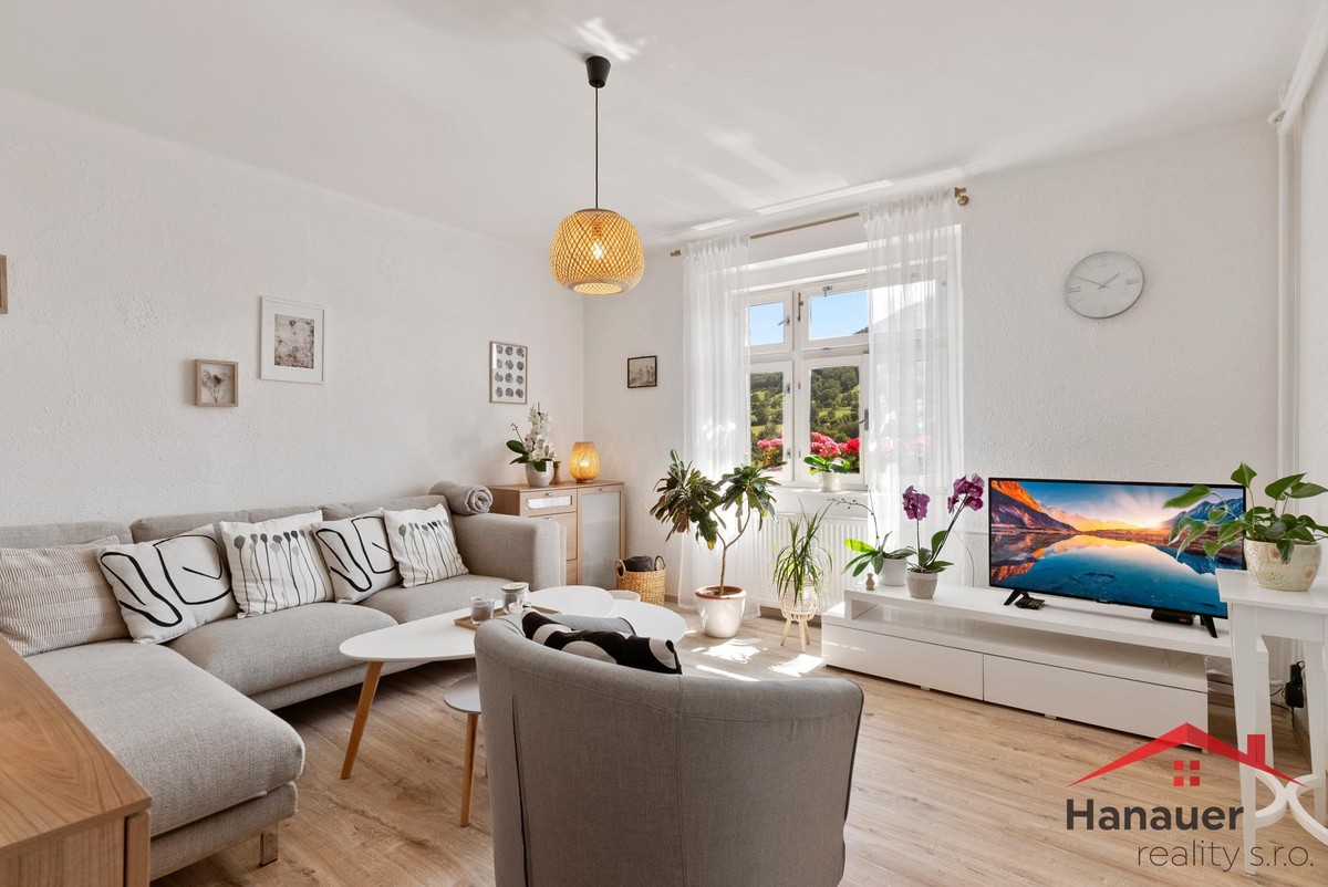 Prodej domu 178 m², pozemek 1299 m²