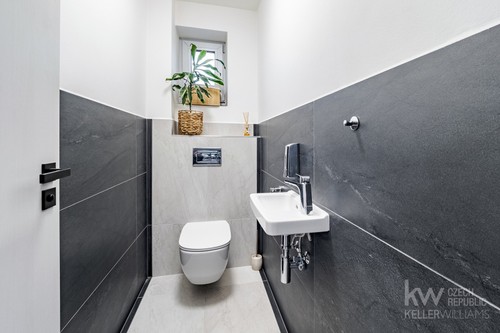 Prodaný dům 157 m², pozemek 979 m²