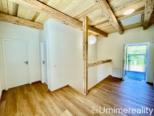 Prodej domu 140 m², pozemek 303 m²