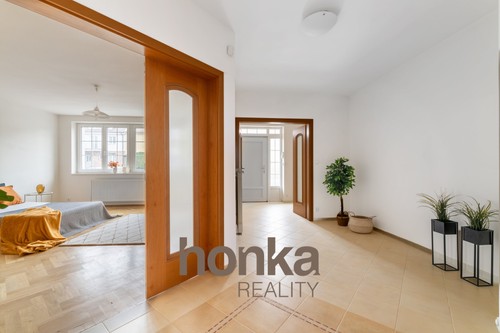 Prodej domu 354 m², pozemek 380 m²