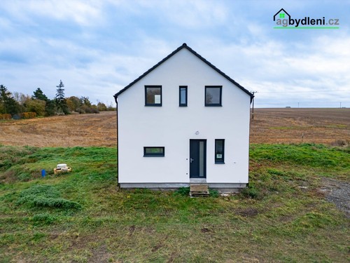 Prodej domu 70 m², pozemek 453 m²
