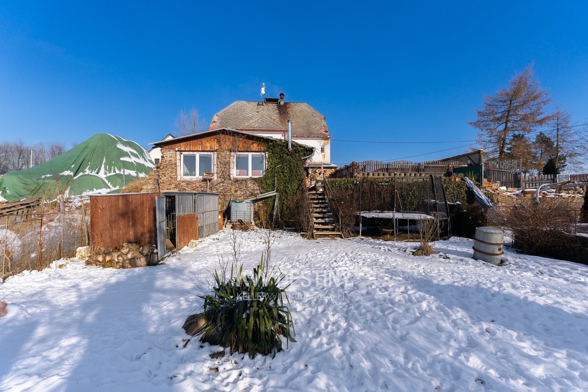 Prodej domu 230 m², pozemek 910 m²