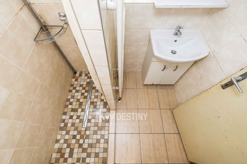 Prodaná chata 111 m², pozemek 305 m²