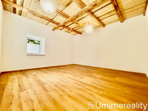 Prodej domu 140 m², pozemek 303 m²