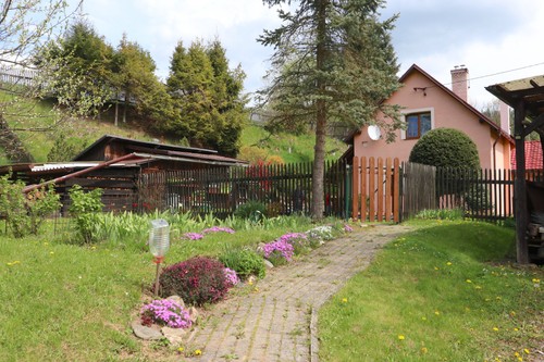 Prodaný dům 102 m², pozemek 3440 m²