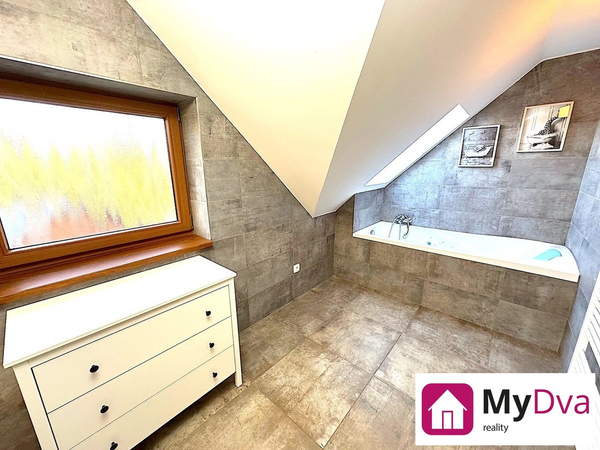 Prodej domu 167 m², pozemek 1092 m²