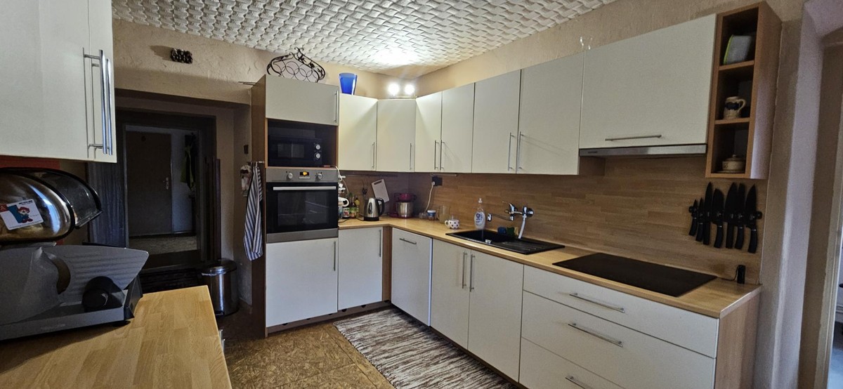 Prodej domu 326 m², pozemek 1175 m²