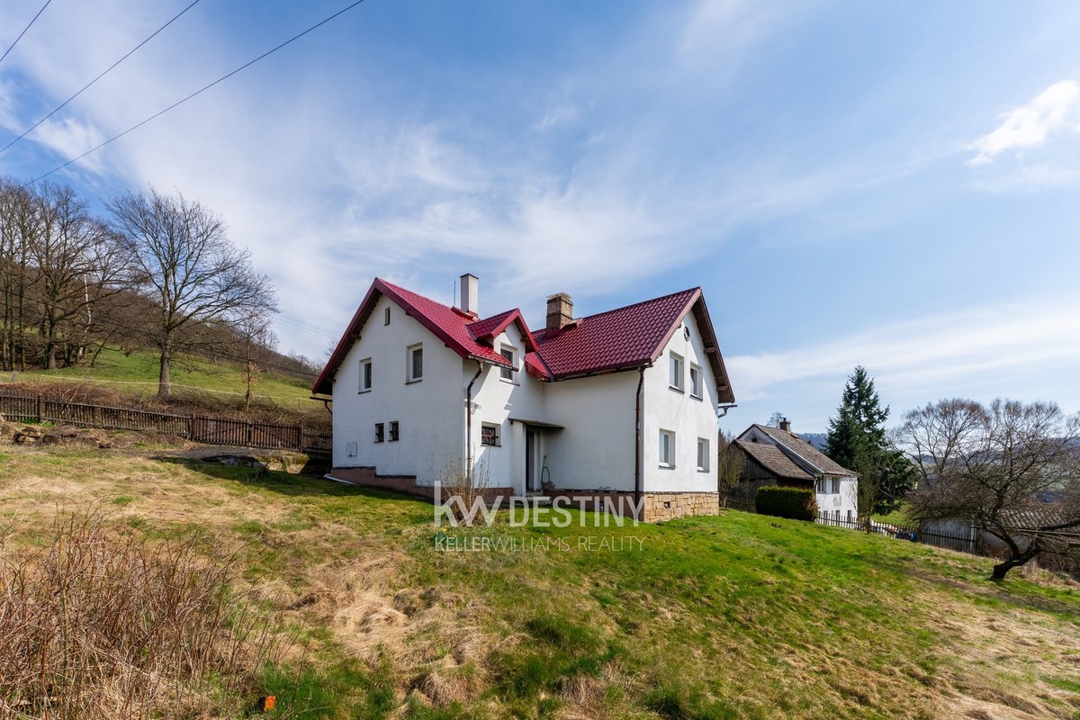Prodej domu 230 m², pozemek 3152 m²