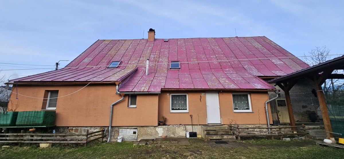 Prodej domu 326 m², pozemek 1175 m²