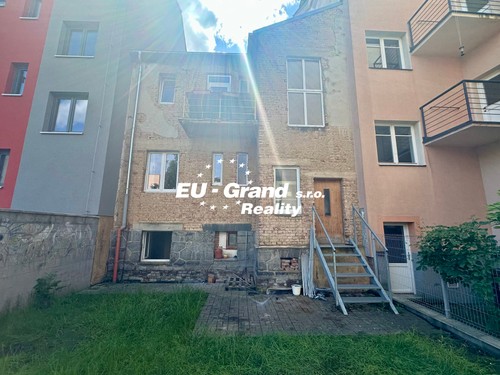 Prodaný dům 250 m², pozemek 153 m²