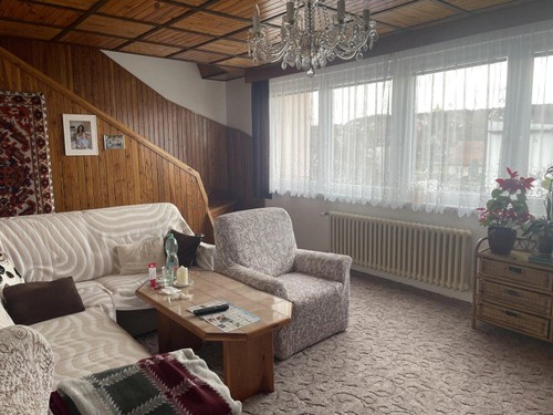 Prodaná vila 296 m², pozemek 815 m²