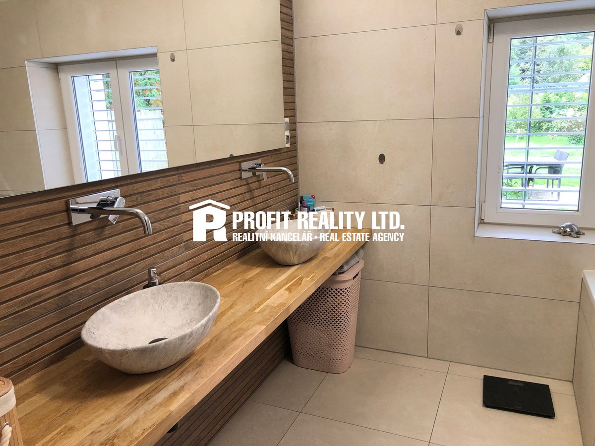Prodej domu 195 m², pozemek 692 m²