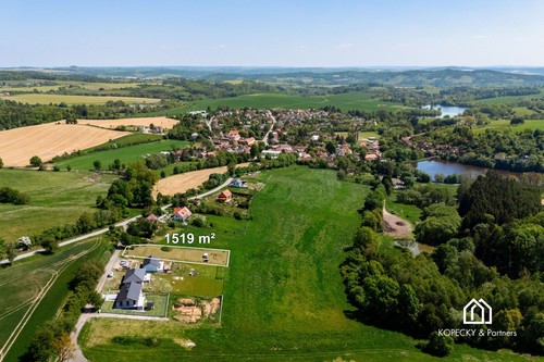 Prodej stavebního pozemku 1519 m²