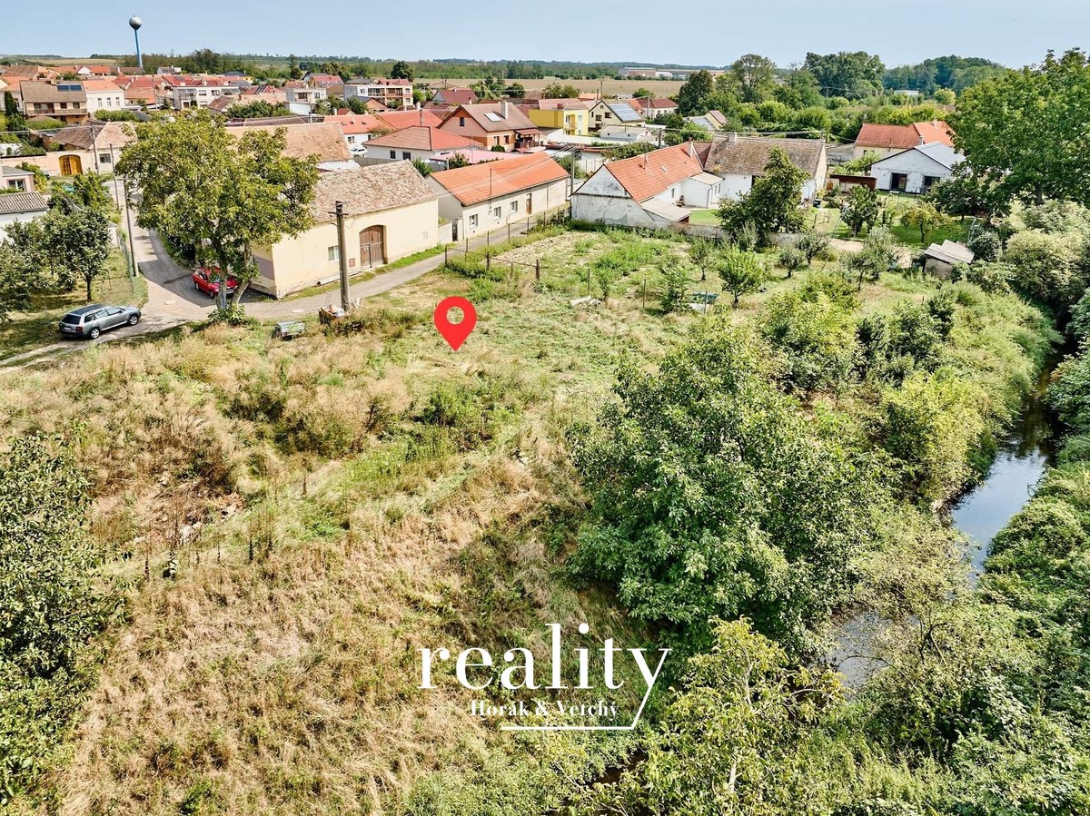 Prodej stavebního pozemku 799 m²