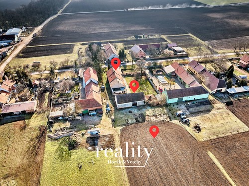 Prodej zemědělské usedlosti 500 m², pozemek 11645 m²