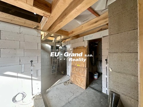 Prodaný dům 200 m², pozemek 1605 m²