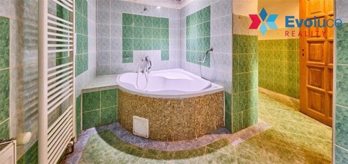 Prodaný dům 211 m², pozemek 746 m²