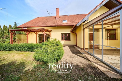 Prodaný dům 280 m², pozemek 764 m²