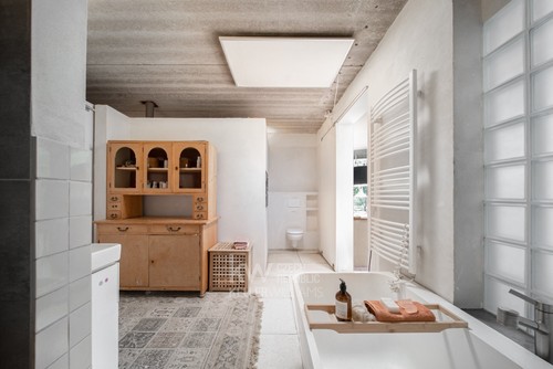 Prodaná vila 229 m², pozemek 1335 m²