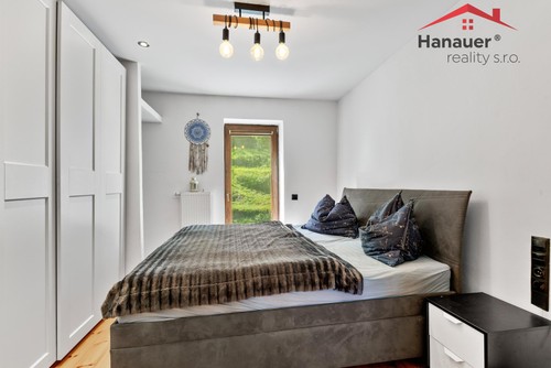 Prodej domu 210 m², pozemek 704 m²