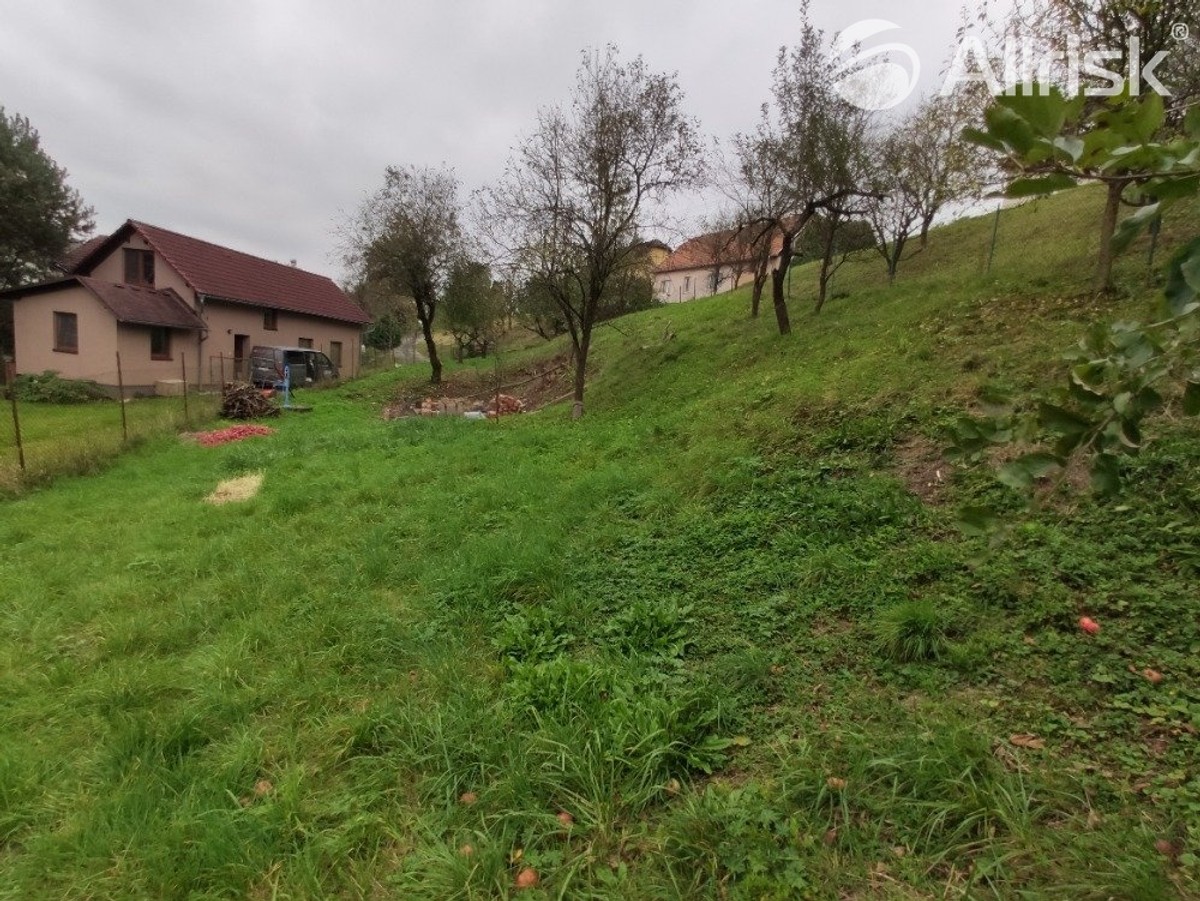 Prodej stavebního pozemku 645 m²