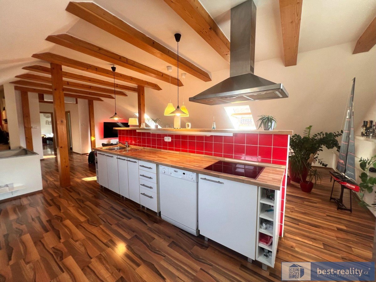 Prodej bytu 4+kk 153 m²