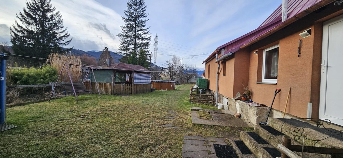 Prodej domu 326 m², pozemek 1175 m²