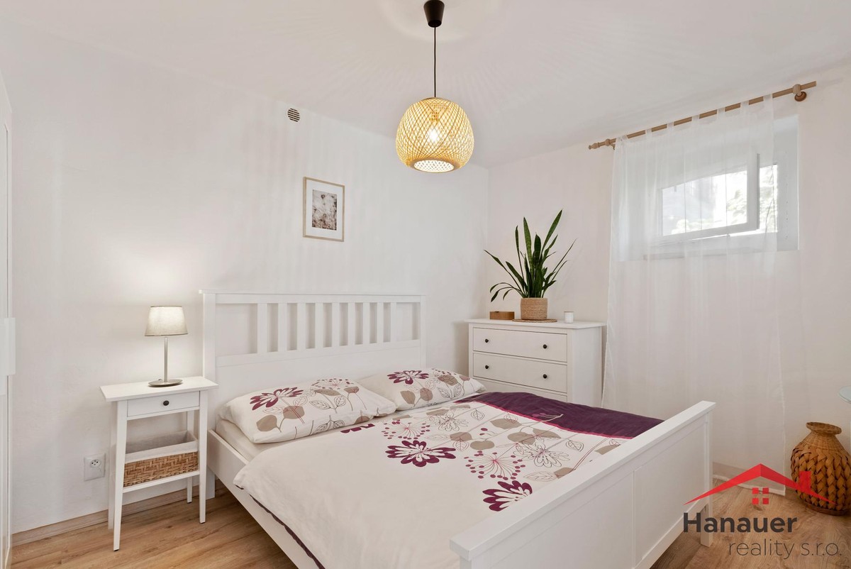 Prodej domu 178 m², pozemek 1299 m²