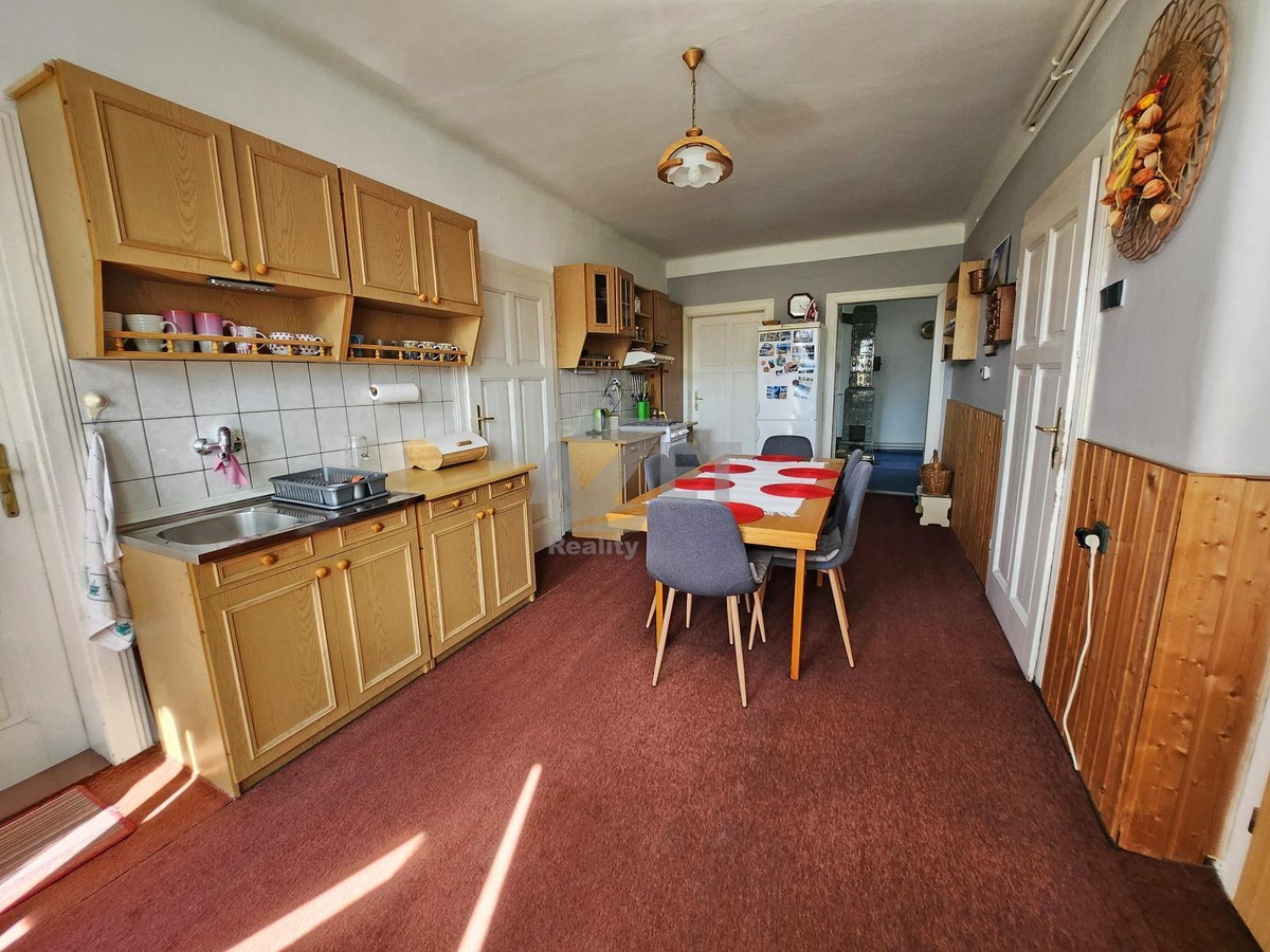 Prodej domu 280 m², pozemek 1031 m²