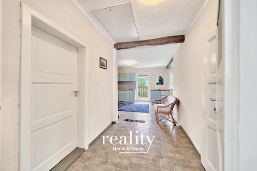 Prodaný dům 322 m², pozemek 9361 m²