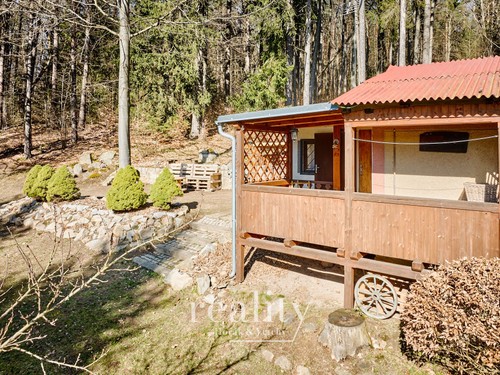 Prodaná chata 33 m², pozemek 520 m²
