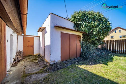 Prodej stavebního pozemku 1726 m²