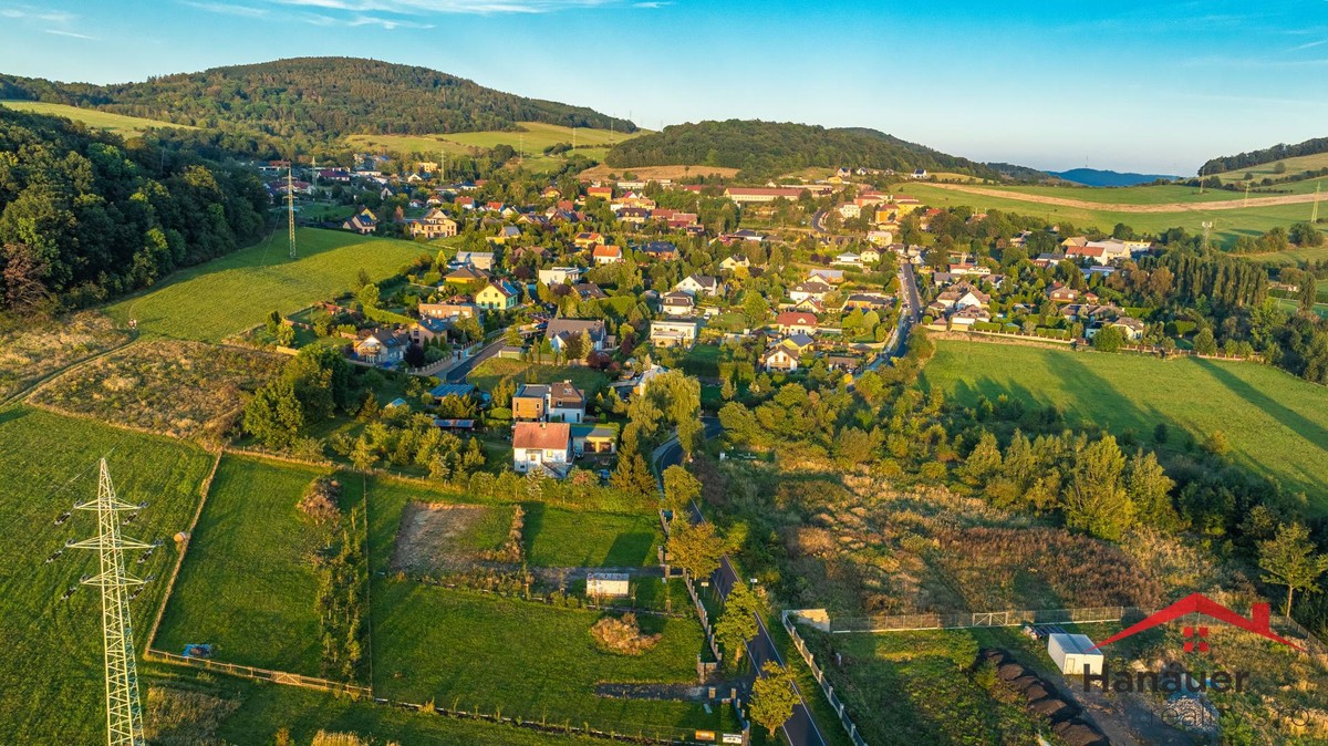 Prodej stavebního pozemku 1950 m²