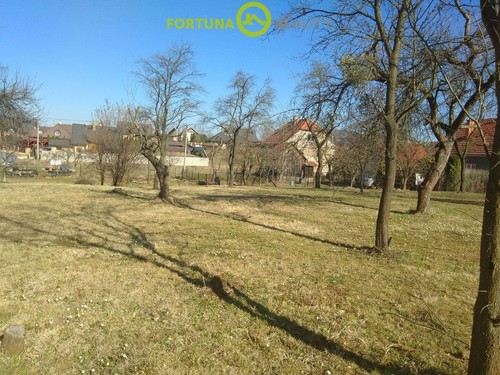 Prodej stavebního pozemku 3041 m²
